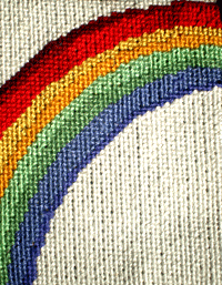 Symbol 'Regenbogen' auf der Stola von Ursula Schmidt